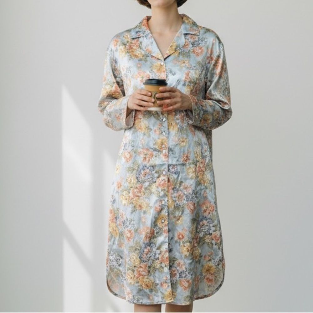 Vintage Radiadic Fashiodi Floral Front Button Sleepwear/Lounge Wear in Size M